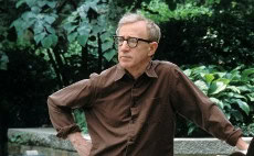 Post image for Woody Allen lähtee Pariisiin