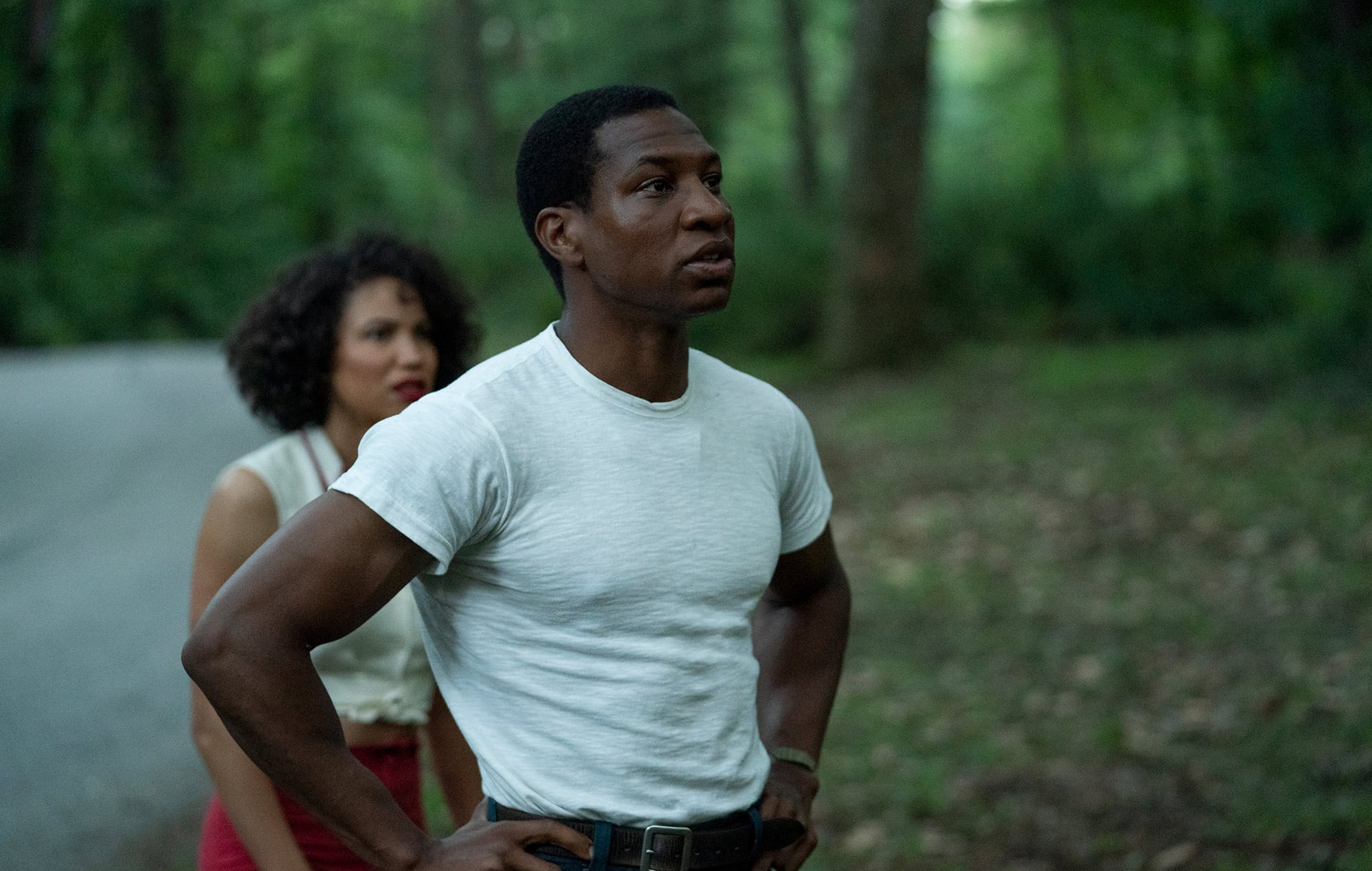 Films Et Séries Tv Avec Jonathan Majors Lovecraft Country -kauhusarjan tähti on pestattu Marvelin