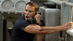 Nyt suoratoistona: Sotaleffassa riittää räjähdyksiä ja rytinää – pääosan esittäjän ura lähti aivottoman leffan jälkeen alamäkeen