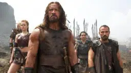 Nyt Netflixissä: Miekkoja, sandaaleja ja seikkailua – Dwayne Johnson pyörtyi leffan kohtauksessa kahdeksan kertaa peräkkäin