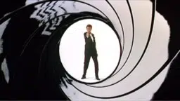 Tässäkö uusi 007? Näyttelijän sopimus on pieni mutta merkitsevä vihje