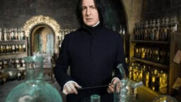 Illalla tv:ssä: Alan Rickman joutui pitämään tiukan linjan Harry Potter -elokuvien kuvauksissa – nuoret näyttelijät hölmöilivät kuvauspaikalla