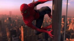 Nyt Netflixissä: 2000-luvun alun supersankariviihde hurmasi katsojat – Kirsten Dunst ei pitänyt ”girly girl” -lempinimestä