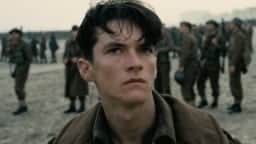 Tarantino hehkuttaa illan sotaelokuvaa yhdeksi vuosikymmenen parhaista – veteraaneilta pientä kritiikkiä ensi-illassa