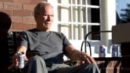 Korkkaa huurteinen ja avaa tv-vastaanotin! Vuoden 2008 elokuva on parasta Clint Eastwoodia!