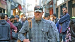 Nyt suoratoistona: Kovaksi keitetty Matt Damonin rikosmysteeri – tavallinen kansa pääsi vaikuttamaan vuoden 2021 leffan tyyliin