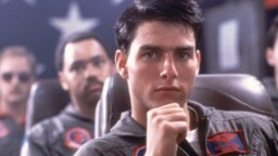 Tänään tv:ssä: Tom Cruise nousi supertähteyteen vuonna 1986 – Elokuvan eroottinen symboliikka herättää edelleen keskustelua
