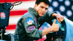 Illalla tv:ssä: 1980-luvun kassamagneetti oli juhlaa värvääjille – tuhannet nuoret lähtivät sotaisiin hommiin