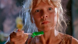 Muistatko vielä Jurassic Parkin pirtsakan pikkutytön? Tältä 44 vuotta täyttänyt Ariana Richards näyttää nyt