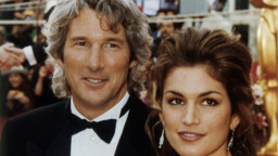 Cindy Crawford avautuu avioliitostaan Richard Geren kanssa: ”Muokkasin itseni hänelle mieleiseksi”