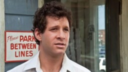 Tänään tv:ssä: Yksi on joukosta poissa – Poliisiopiston alkuperäinen päätähti katuu päätöstään