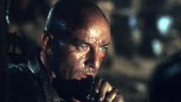 Nyt Netflixissä: Yksi realistisimmista sotaleffoista? Rajua katsottavaa!