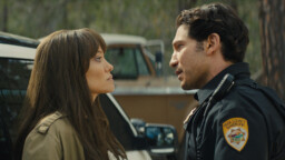 Illalla tv:ssä: Tähtinäyttelijä keskellä tulipätsiä – trilleri saa katsojan puristamaan penkkiä