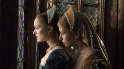 Vielä hetken Netflixissä: Eeppisessä leffassa nähdään sykähdyttävä tragedia – tähtinä Natalie Portman ja Scarlett Johansson