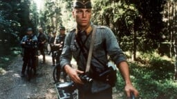 Tänään tv:ssä: Loistava kotimainen sotaelokuva vuodelta 1999 – Samaa sarjaa kuin Tuntematon sotilas ja Talvisota