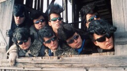 Tänään tv:ssä: Kotimainen kulttiklassikko vuodelta 1989 – Elokuvasta kasvoi maailmanlaajuinen ilmiö!