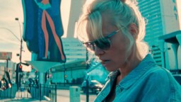 Nyt suoratoistona: Pamela Anderson teki uransa parhaan suorituksen – yksi vuoden 2024 puhutuimpia leffoja