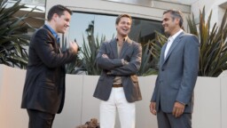 Illalla tv:ssä: Tähdet naljailivat toisilleen Clooneyn ryöstökomediassa – fakta ja fiktio menivät sulavasti sekaisin