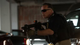 Nyt suoratoistossa: Schwarzeneggerin brutaalein elokuva! K18-leffaa ei voi suositella kuin ultraväkivallan katsojille