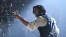 ”Vain hirviöt leikkivät jumalaa” – Guillermo del Toron kuumeisesti odotettu Netflix-elokuva on täällä