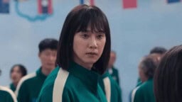 Tämä Netflix-sarja hallitsee Suomea ja koko maailmaa – Kaikki kaudet top 10 -listalla