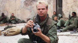 Yöllä esitettävä sotaelokuva on yksi parhaista – rankin kohtaus piti poistaa lopullisesta versiosta