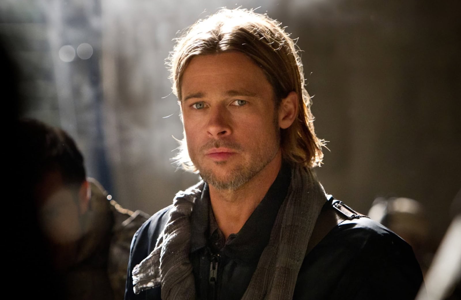 Brad Pitt muistelee ensimmäistä AA-kokoustaan Angelina Joliesta otetun avioeron jälkeen: ”Minun piti v*tt* soikoon herätä!”
