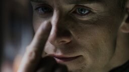 Tänään tv:ssä: Vuoden 2012 tieteiselokuva sijoittuu Alien-maailmaan – Lopussa tulee esiin iso ongelma