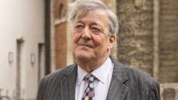 Stephen Fry pitää J.K. Rowlingia menetettynä tapauksena: ”Hän on radikalisoitunut”