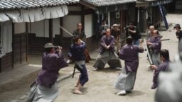 Tulevaisuuteen loikkaavasta samuraista kertova menestyselokuva saa Suomen ensi-iltansa elokuussa