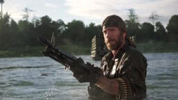 Nyt ilmaiskatselussa: Ikonista kasaritoimintaa – Chuck Norris lyömättömänä