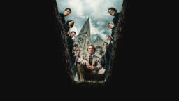 Liika on liikaa! – Rian Johnson ottaa pesäeroa Knives Out -leffasarjaan