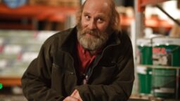 Illalla tv:ssä: Kotimainen 4 tähden komedia veti väkeä lähes 200 000 – “hersyvää kokonaisuus” ja ”herkullisia hahmoja”