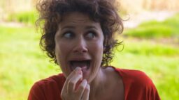 Tänään tv:ssä: Kotimainen komedia vuodelta 2015 – Minttu Mustakallio etsii rakkautta ja Taneli Mäkelä äijäilee