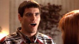 Tänään tv:ssä: ”Jim Carreyn komedia saa vatsalihakset kramppiin” – Hulvaton leffa vuodelta 1994