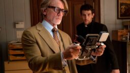 Netflixin uutuusjännäri on elokuvasarjan paras – Daniel Craig johtaa loistavaa näyttelijäjoukkoa