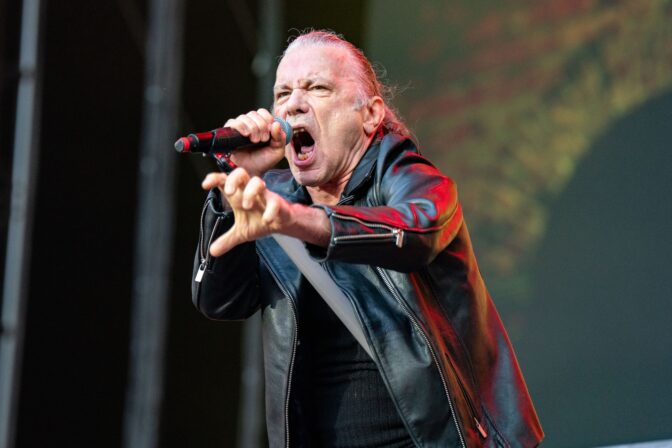 Mikäli sellainen yhtye kuin Iron Maiden kiinnostaa, kannattaa pitää keväällä elokuvateattereita silmällä