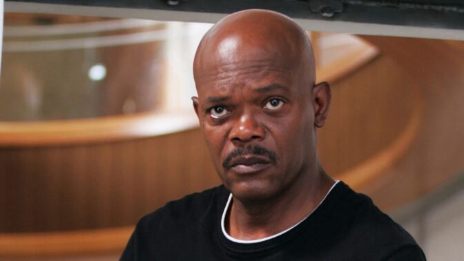 Tänään tv:ssä: Vuoden 2006 toimintaelokuva synnytti netti-ilmiön  – Samuel L. Jacksonin letkautus jäi elokuvahistoriaan!