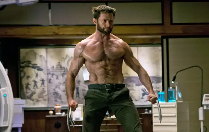 Hugh Jackman heräsi Wolverinena – katso hauska kuva