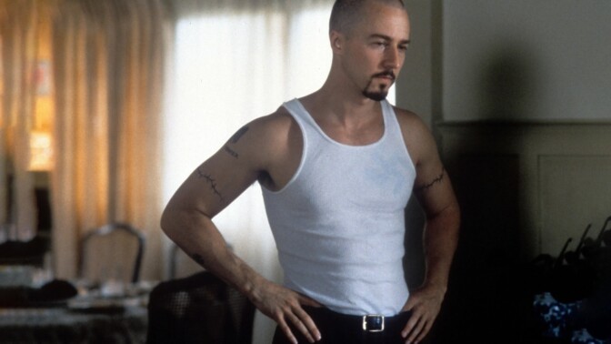 Tänään tv:ssä: Vuoden 1998 elokuva on ajankohtainen klassikko – Ei sovi herkille katsojille