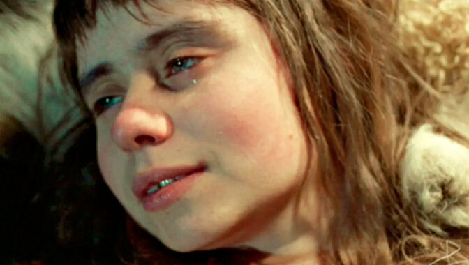 Suomi-leffan erotiikka herätti valtavasti kohua ja kritiikkiä – esitetään illalla TV:stä