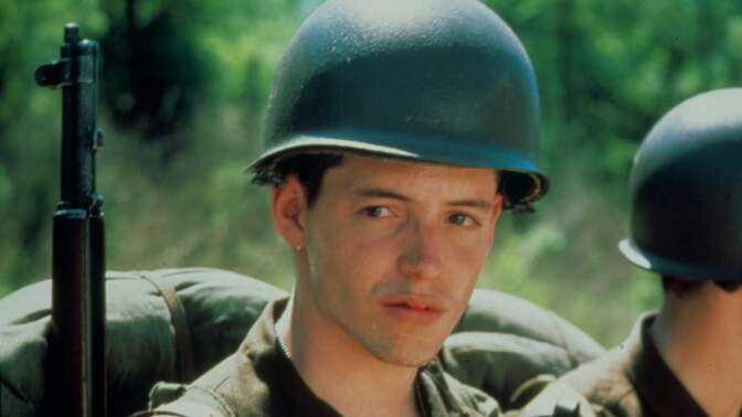 Nyt suoratoistona: Christopher Walkenin ja Matthew Broderickin sotakomedia – lähdetään vuoteen 1945!