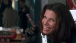 Illalla tv:ssä: Testiyleisö luuli Sandra Bullockin olevan Stallonen tytär – ja alkuperäinen loppu muutettiin saman tien