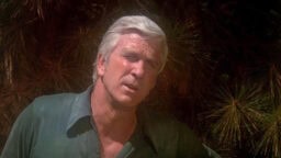 Kulttihetki: Ilmaiskatselussa karua eläinkauhua – Leslie Nielsenin uskomaton rooli