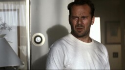 Tiesitkö tätä? Tämän Bruce Willis -leffan tekemisestä ei nauttinut kukaan – ohjaaja käytti Quentin Tarantinon käsikirjoitusta kostona