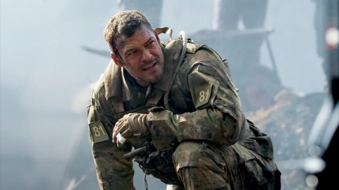 Nyt Netflixissä: Reacher-mies mättää muukalaisuhkaa pataan – uusi scifitoiminta saapui suoratoistoon