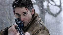 Nyt suoratoistona: Eric Bana, Olivia Wilde ja Charlie Hunnam rikosdraamassa – ei ihan tavallisin kiitospäivä