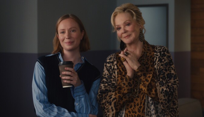 Nyt HBO Maxissa: Viimeisten vitsien aika – komediamaailmaan sijoittuva Emmy-palkittu sarja käynnisti finaalikautensa