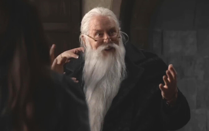 Dumbledoren yllättävä puolustuspuheenvuoro: ”J.K. Rowling-kritiikkiä on liioiteltu”