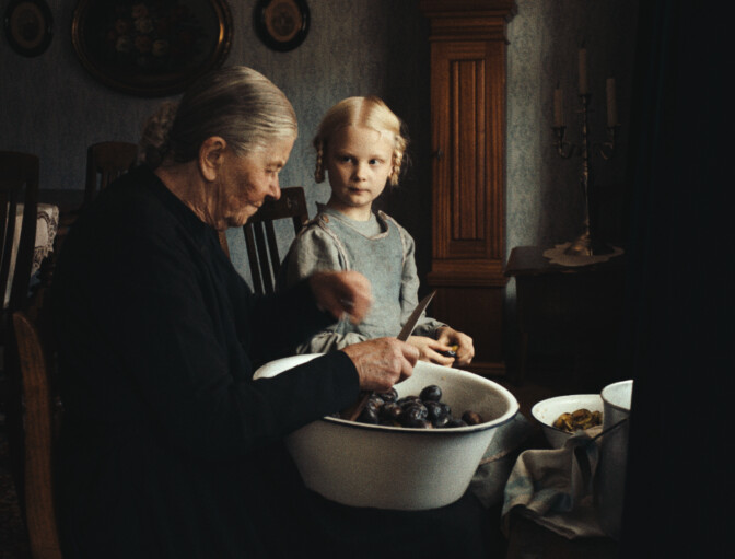 Historia kummittelee elokuvassa, joka pakottaa keskittymään